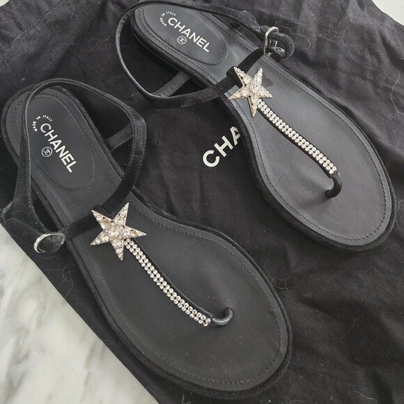 Chanel suede T strap sandals - Picture 1 of 3